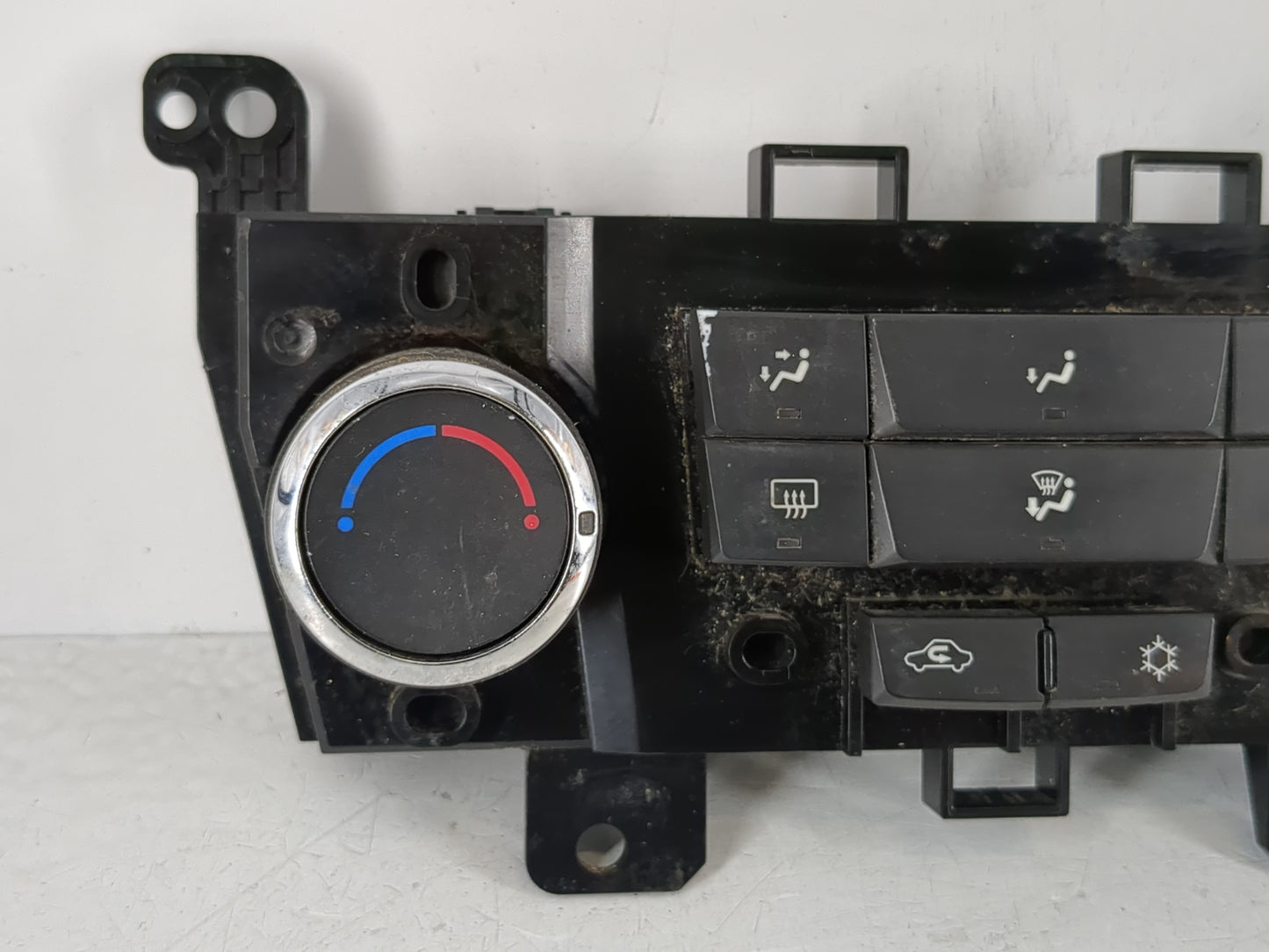 2011-2012 Chevrolet Cruze Climate Control Module Temperature AC/Heater Replacement Fits Fits 2011 2012 OEM Used Auto Parts -