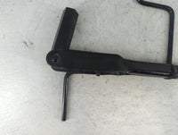 2011 Chevrolet Cruze Spare Scissor Car Jack 1048298 - Oemusedautoparts1.com