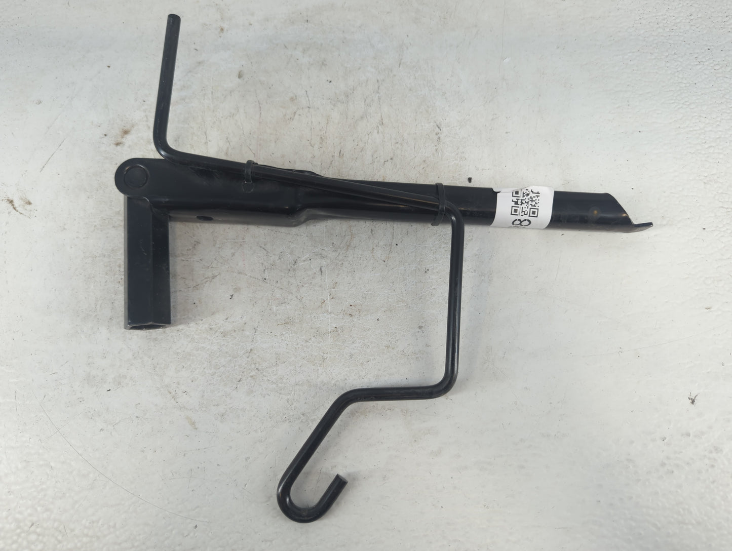 2011 Chevrolet Cruze Spare Scissor Car Jack 1048298 - Oemusedautoparts1.com
