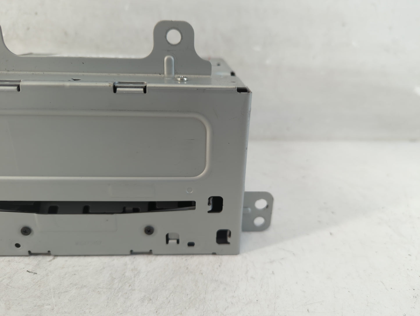 2011 Chevrolet Cruze Radio AM FM Cd Player Receiver Replacement P/N:20983517 Fits OEM Used Auto Parts - Oemusedautoparts1.co
