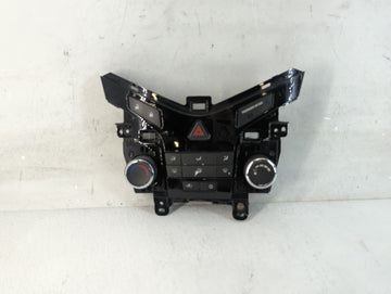 2011-2012 Chevrolet Cruze Climate Control Module Temperature AC/Heater Replacement Fits Fits 2011 2012 OEM Used Auto Parts -