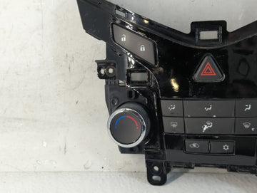 2011-2012 Chevrolet Cruze Climate Control Module Temperature AC/Heater Replacement Fits Fits 2011 2012 OEM Used Auto Parts