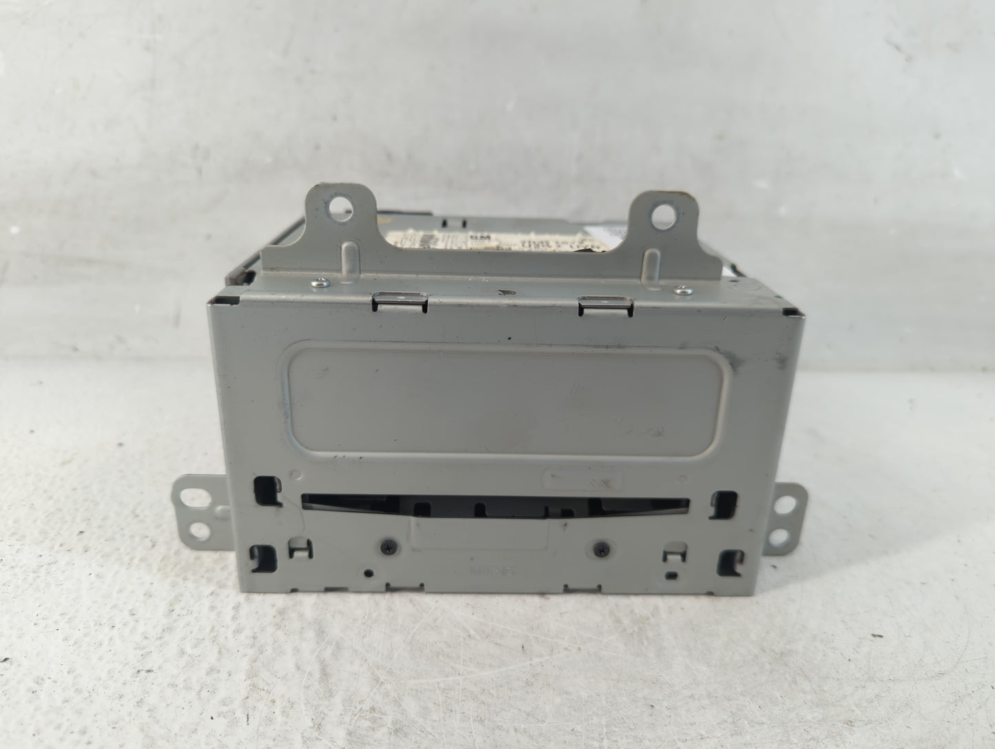 2011-2012 Chevrolet Cruze Radio AM FM Cd Player Receiver Replacement P/N:20983517 Fits Fits 2010 2011 2012 OEM Used Auto Par