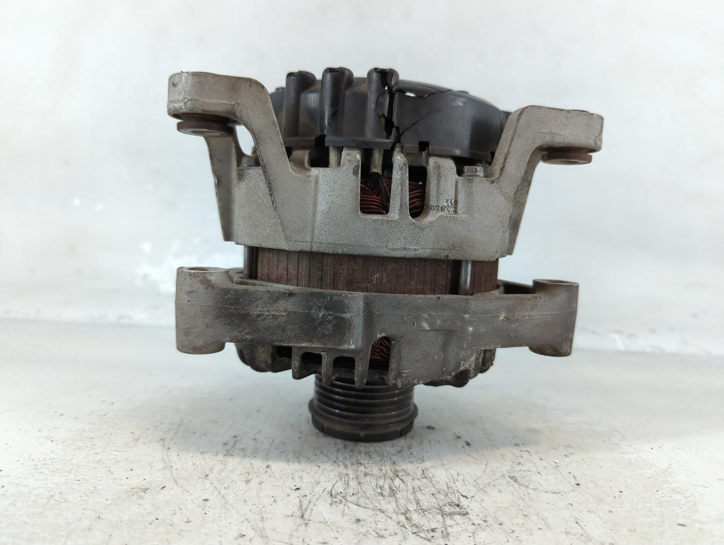 2011 Chevrolet Cruze Alternator Replacement Generator Charging Assembly Engine OEM P/N:13577154 Fits OEM Used Auto Parts - O