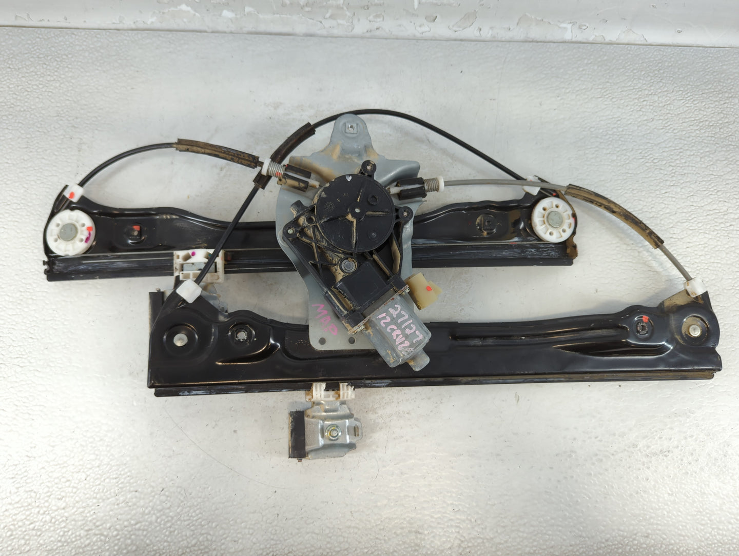 2011-2012 Chevrolet Cruze Window Regulator Passenger Front 1072980 - Oemusedautoparts1.com