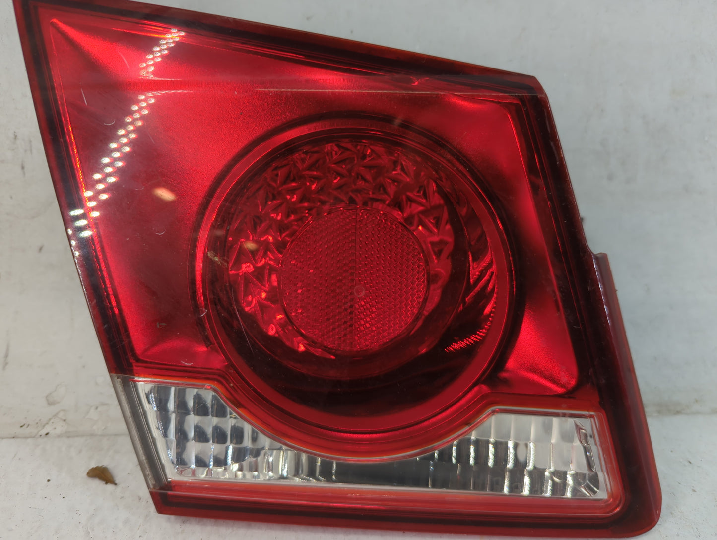 2011-2016 Chevrolet Cruze Tail Light Assembly Driver Left OEM Fits Fits 2011 2012 2013 2014 2015 2016 OEM Used Auto Parts - 