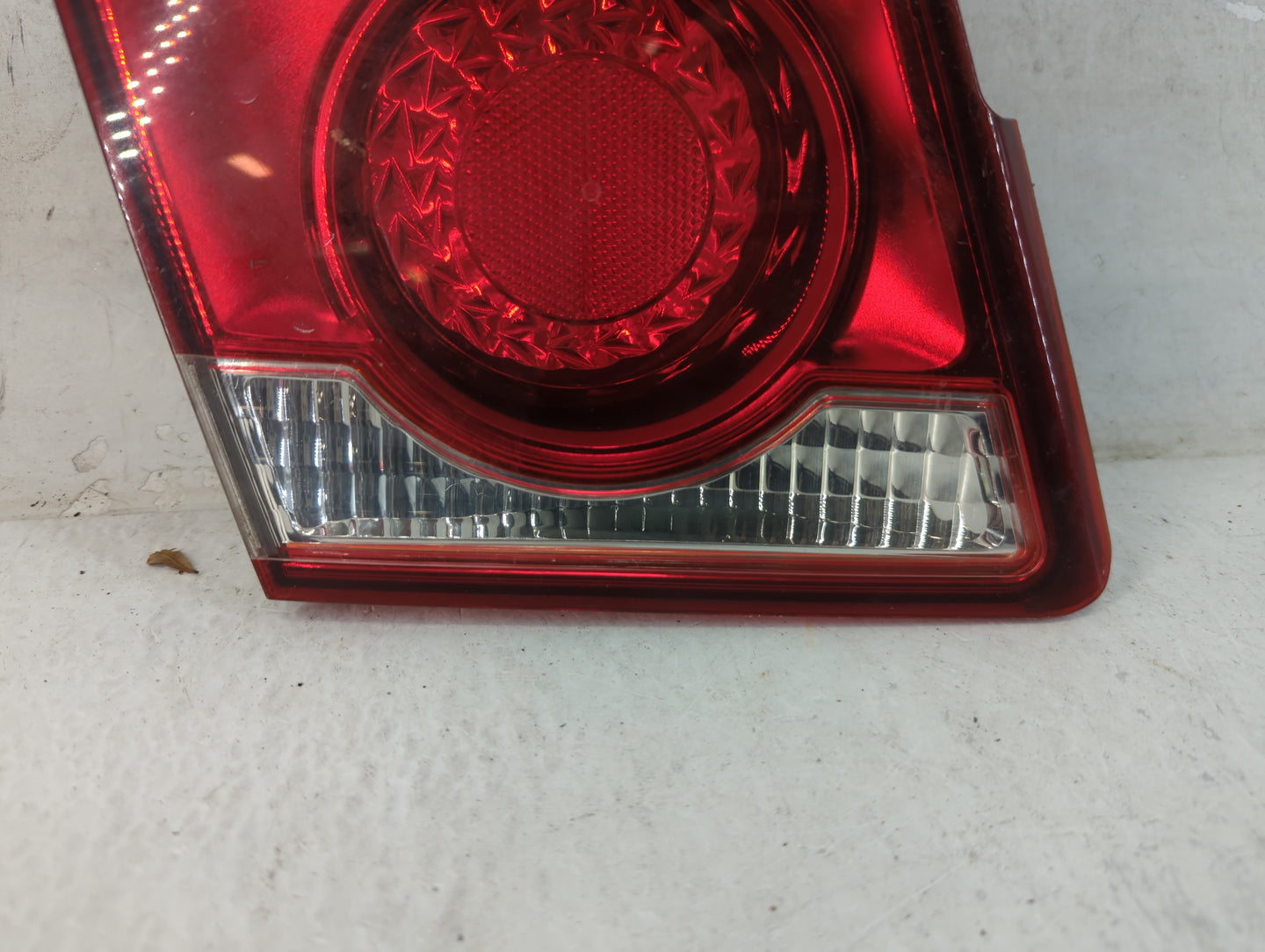 2011-2016 Chevrolet Cruze Tail Light Assembly Driver Left OEM Fits Fits 2011 2012 2013 2014 2015 2016 OEM Used Auto Parts - 