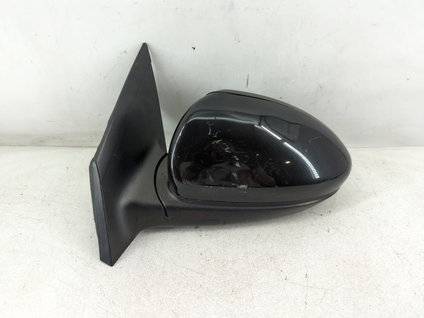 2011-2016 Chevrolet Cruze Driver Side View Mirror - Left Door Mirror OEM Used - Oemusedautoparts1.com