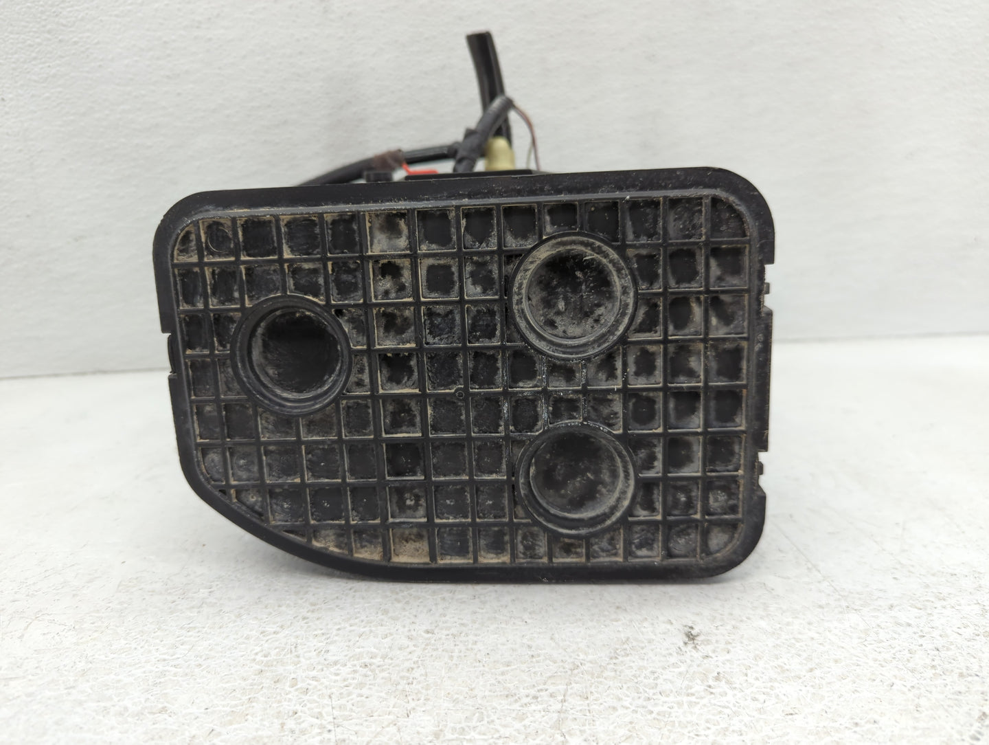 2011 Chevrolet Cruze Fuel Vapor Charcoal Canister - Oemusedautoparts1.com