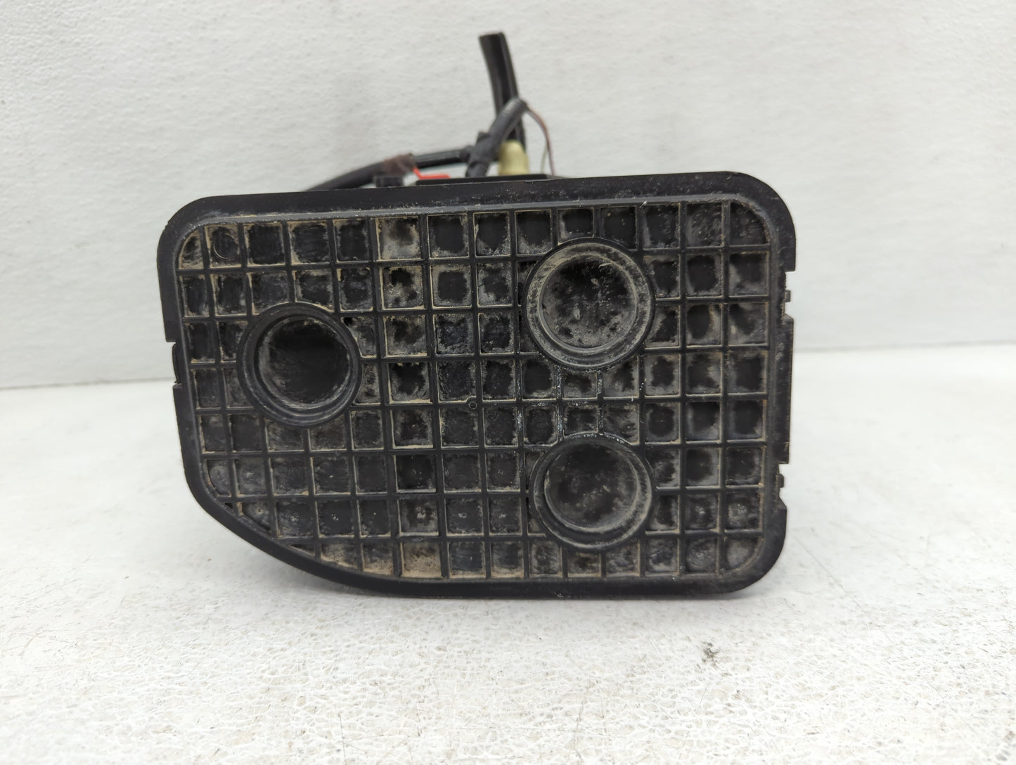 2011 Chevrolet Cruze Fuel Vapor Charcoal Canister - Oemusedautoparts1.com