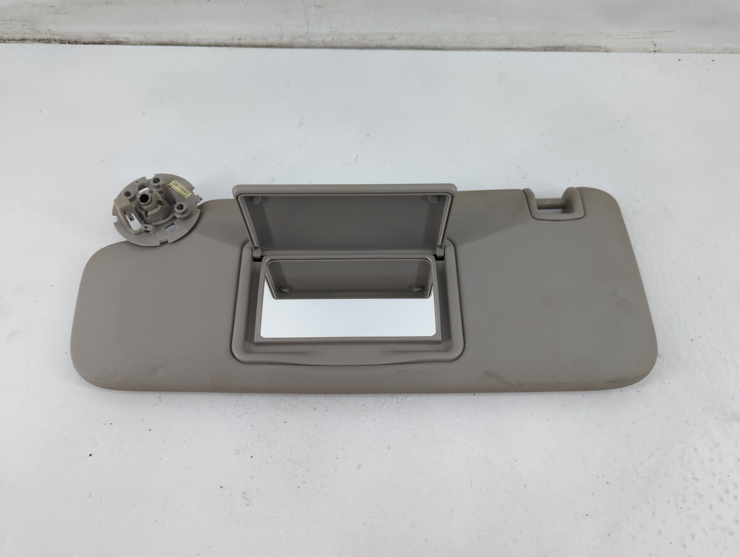 2011-2016 Chevrolet Cruze Sun Visor Shade Replacement Driver Left Mirror Fits Fits 2011 2012 2013 2014 2015 2016 OEM Used Au