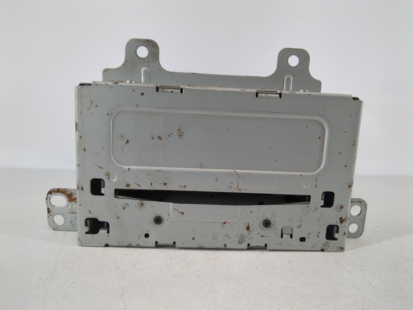 2011 Chevrolet Cruze Radio AM FM Cd Player Receiver Replacement P/N:20983517 Fits Fits 2010 OEM Used Auto Parts - Oemusedaut