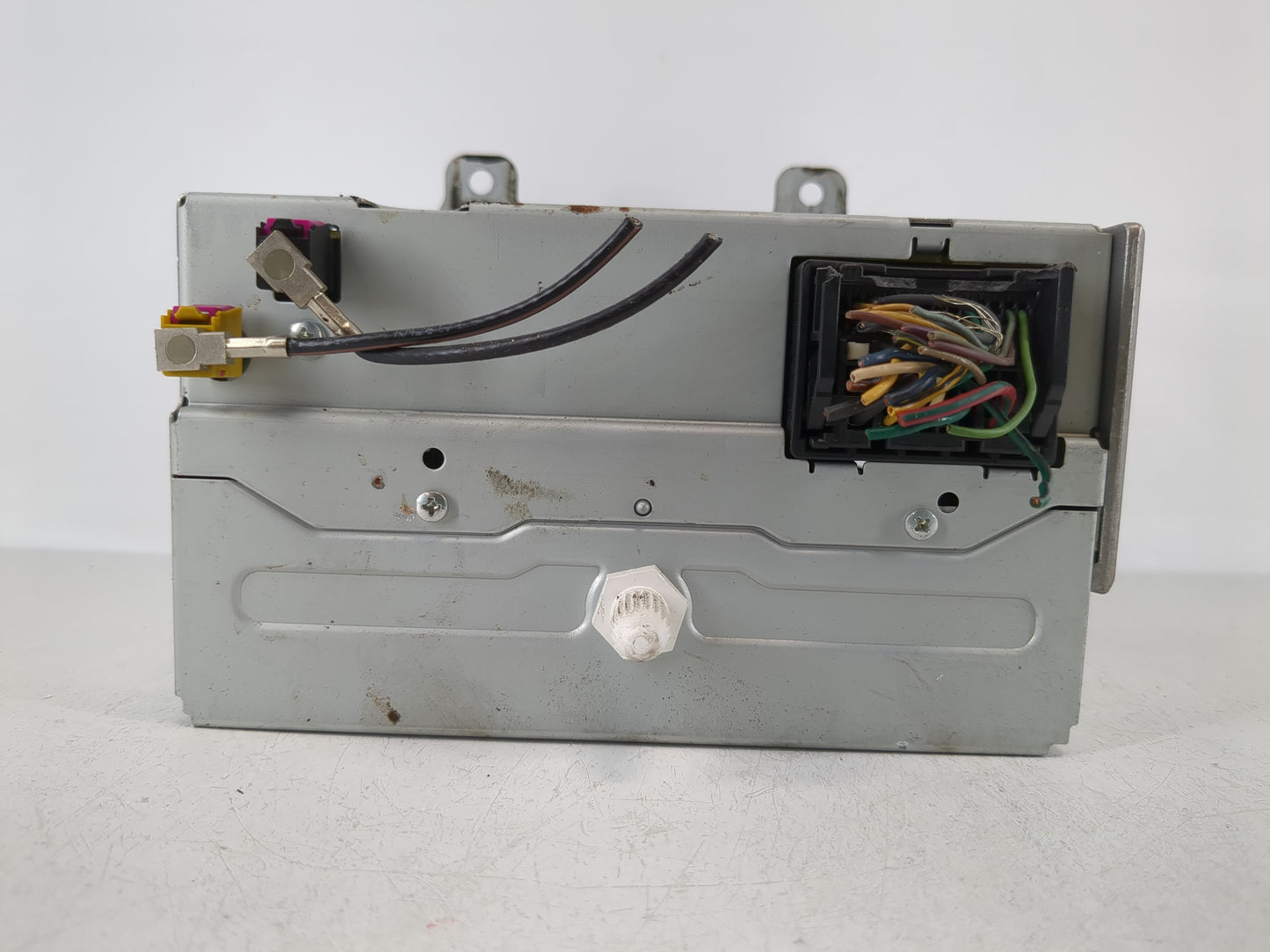 2011 Chevrolet Cruze Radio AM FM Cd Player Receiver Replacement P/N:20983517 Fits Fits 2010 OEM Used Auto Parts - Oemusedaut