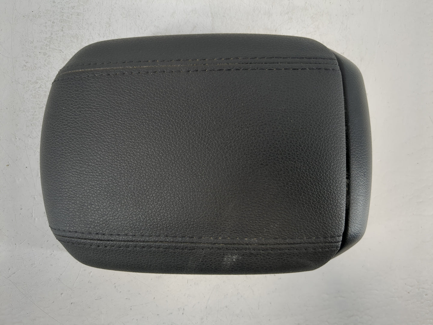 2011-2012 Chevrolet Cruze Center Console Armrest Cover Lid Fits Fits 2011 2012 OEM Used Auto Parts - Oemusedautoparts1.com