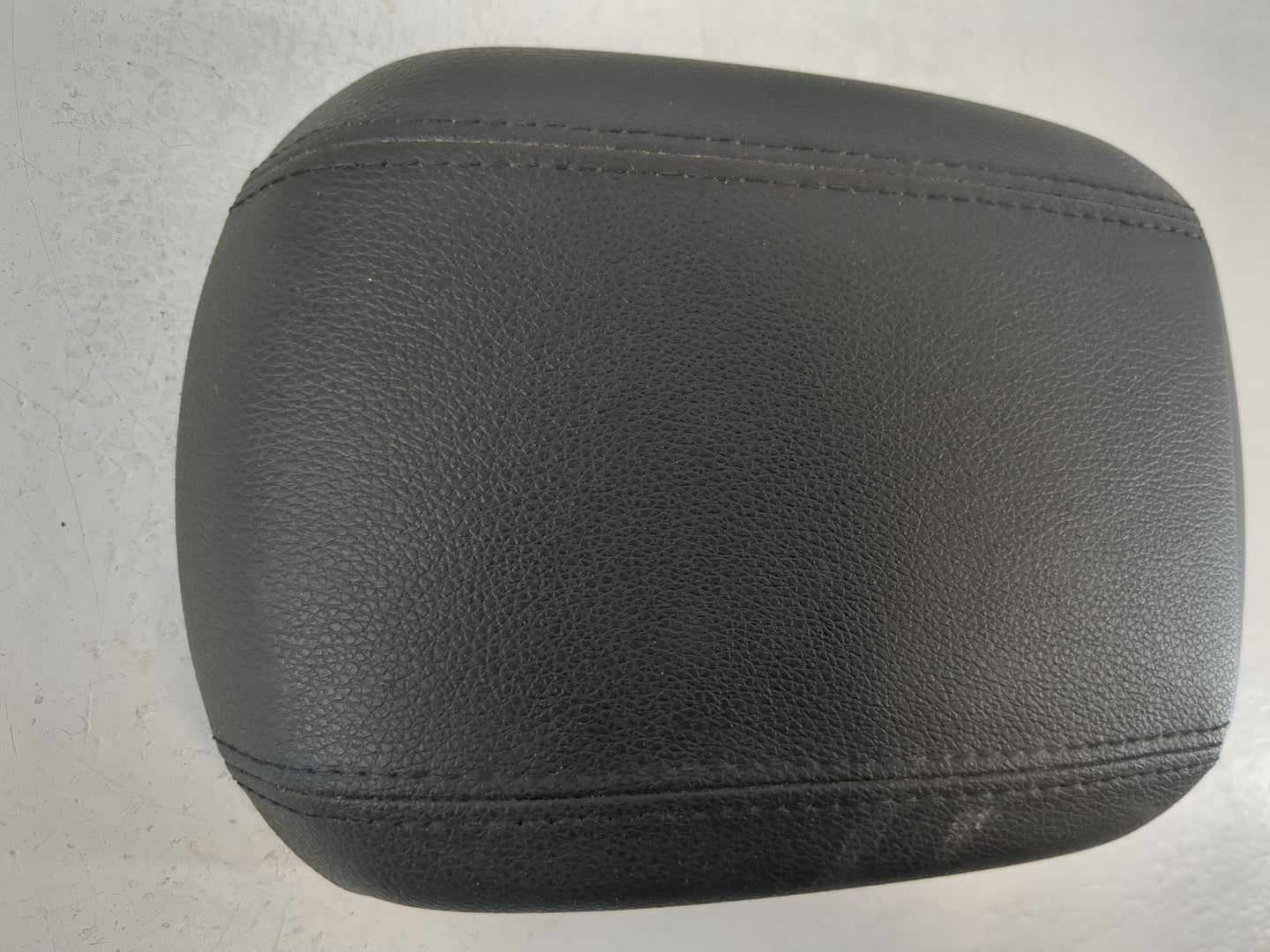 2011-2012 Chevrolet Cruze Center Console Armrest Cover Lid Fits Fits 2011 2012 OEM Used Auto Parts - Oemusedautoparts1.com