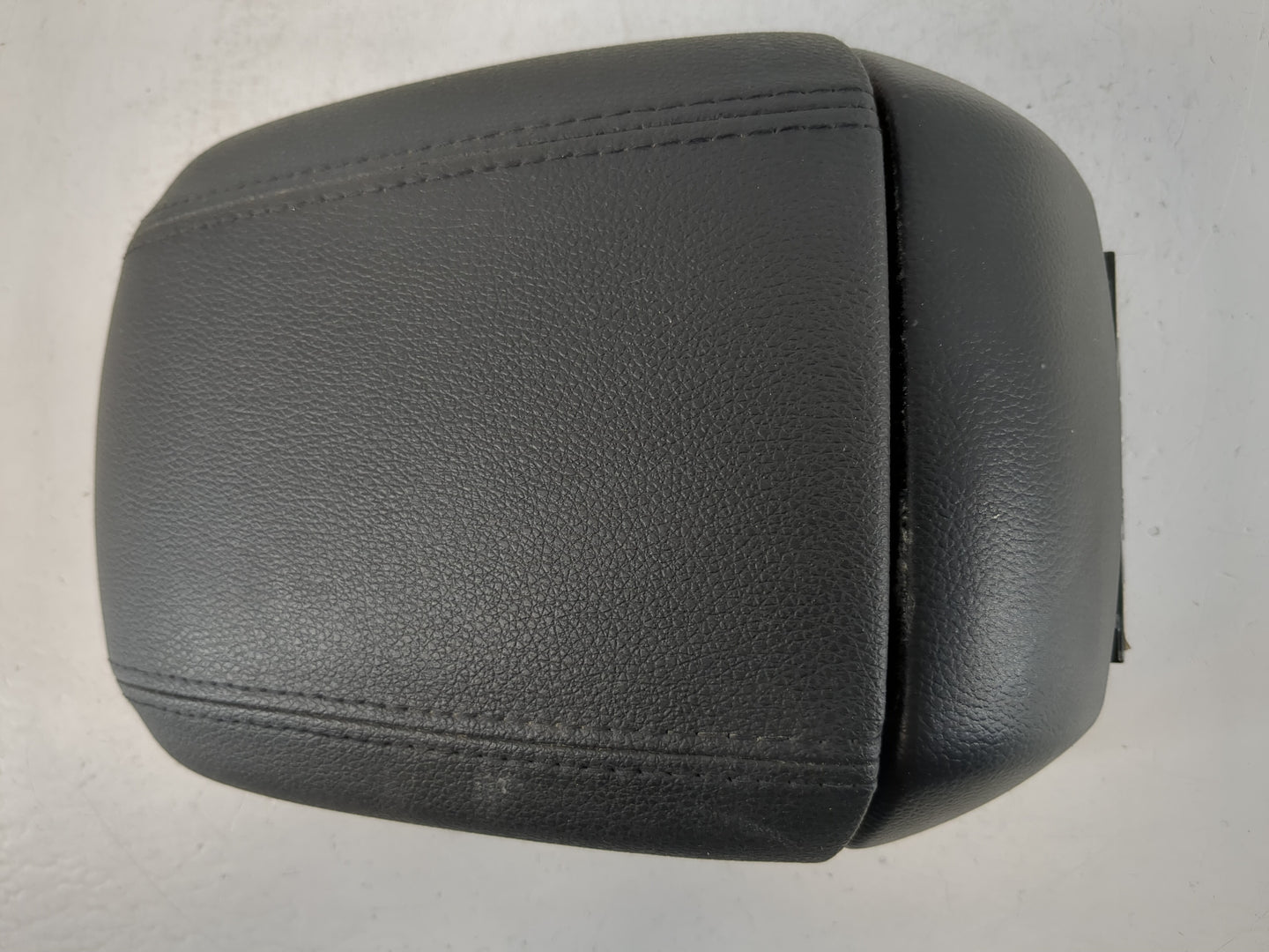 2011-2012 Chevrolet Cruze Center Console Armrest Cover Lid Fits Fits 2011 2012 OEM Used Auto Parts - Oemusedautoparts1.com