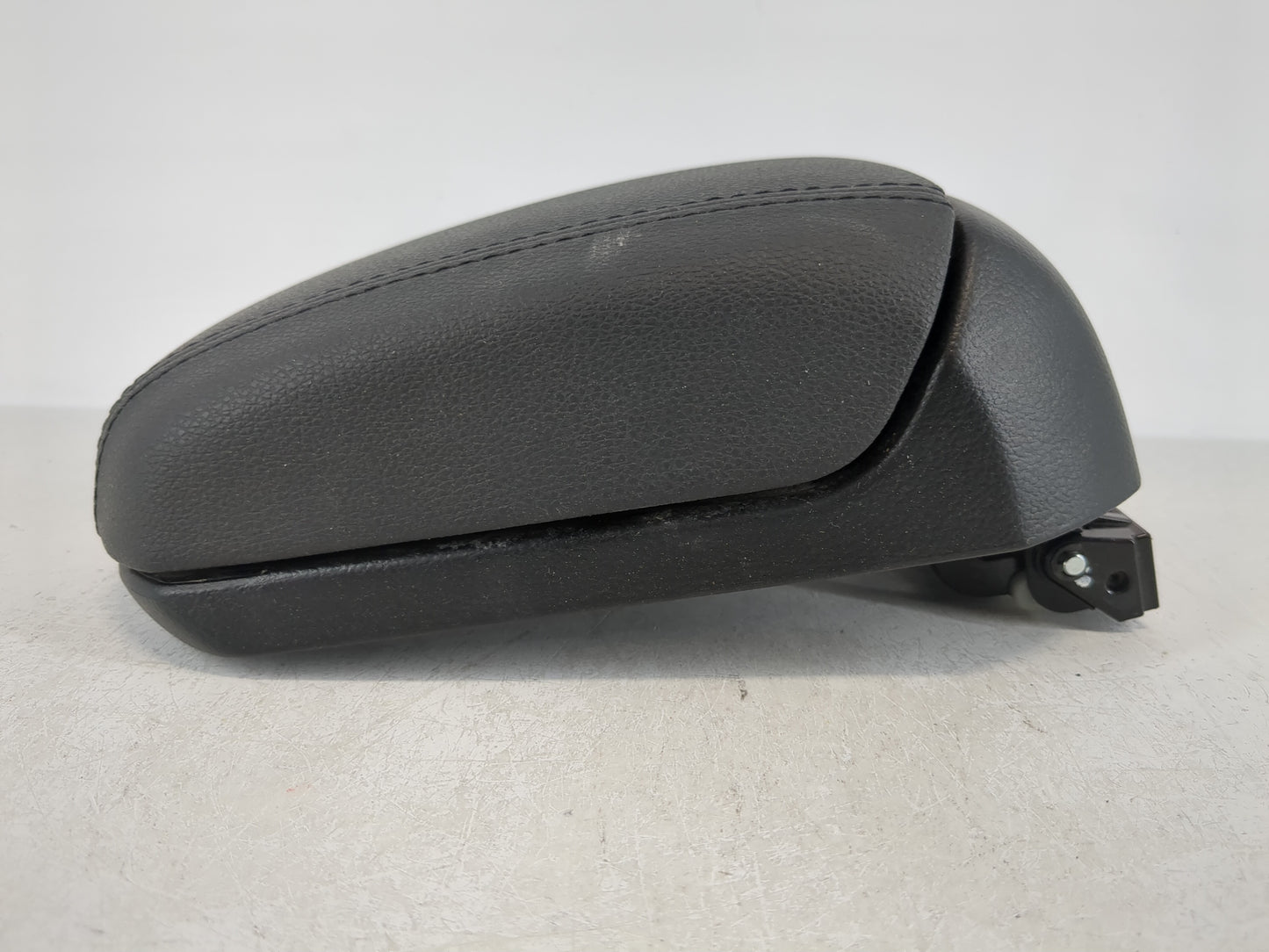2011-2012 Chevrolet Cruze Center Console Armrest Cover Lid Fits Fits 2011 2012 OEM Used Auto Parts - Oemusedautoparts1.com