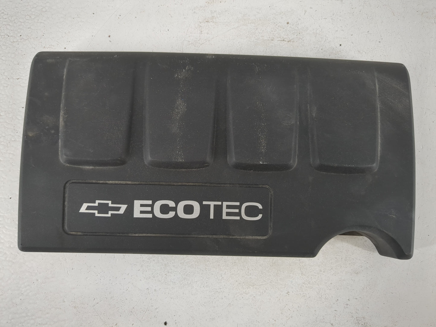 2011 Chevrolet Cruze Engine Cover - Oemusedautoparts1.com