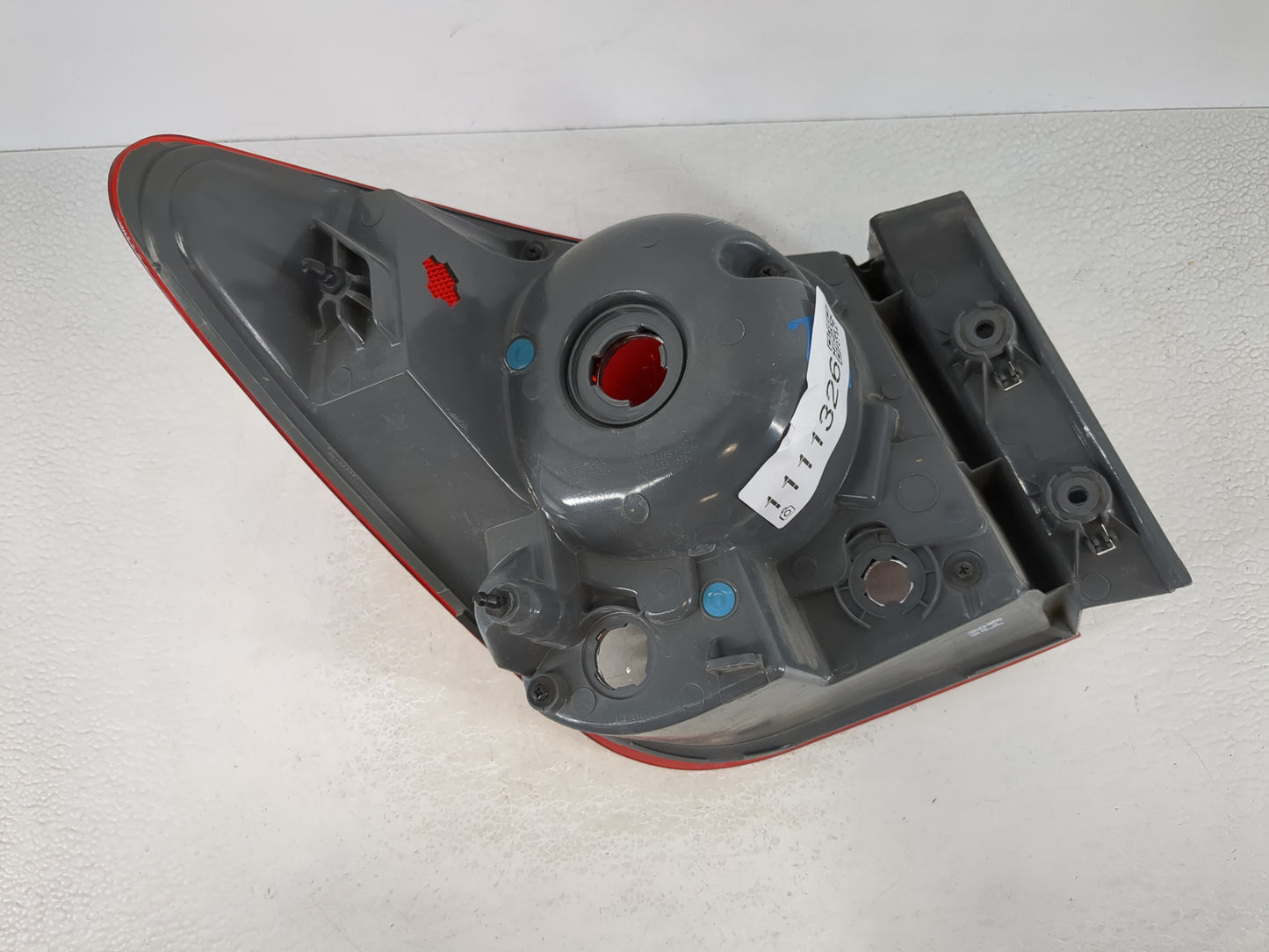 2011-2016 Chevrolet Cruze Tail Light Assembly Passenger Right OEM Fits Fits 2011 2012 2013 2014 2015 2016 OEM Used Auto Part