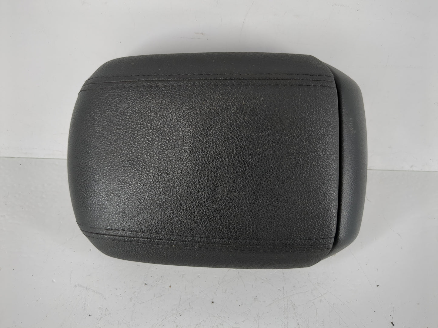 2011-2012 Chevrolet Cruze Center Console Armrest Cover Lid Fits Fits 2011 2012 OEM Used Auto Parts - Oemusedautoparts1.com