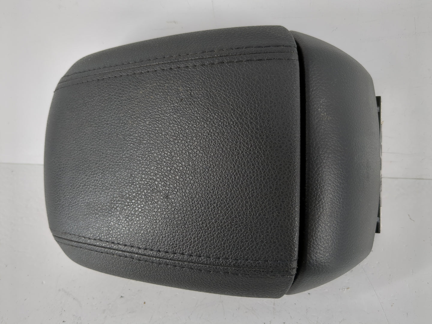 2011-2012 Chevrolet Cruze Center Console Armrest Cover Lid Fits Fits 2011 2012 OEM Used Auto Parts - Oemusedautoparts1.com