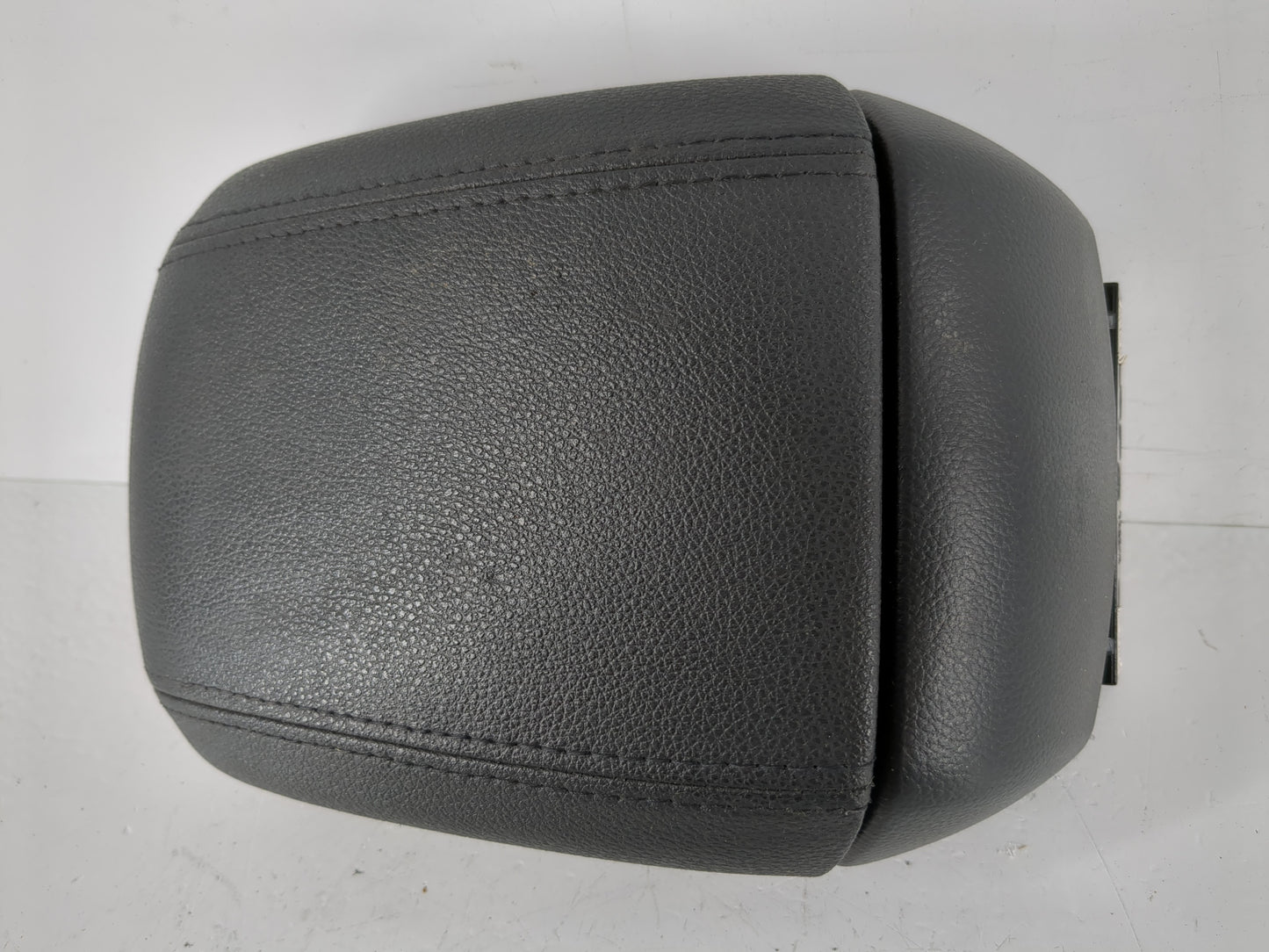 2011-2012 Chevrolet Cruze Center Console Armrest Cover Lid Fits Fits 2011 2012 OEM Used Auto Parts - Oemusedautoparts1.com