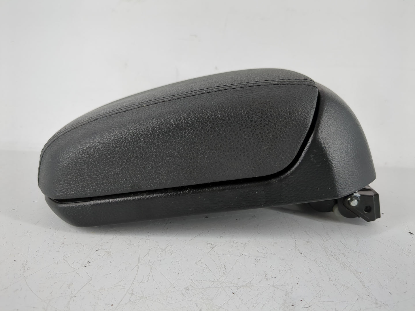 2011-2012 Chevrolet Cruze Center Console Armrest Cover Lid Fits Fits 2011 2012 OEM Used Auto Parts - Oemusedautoparts1.com