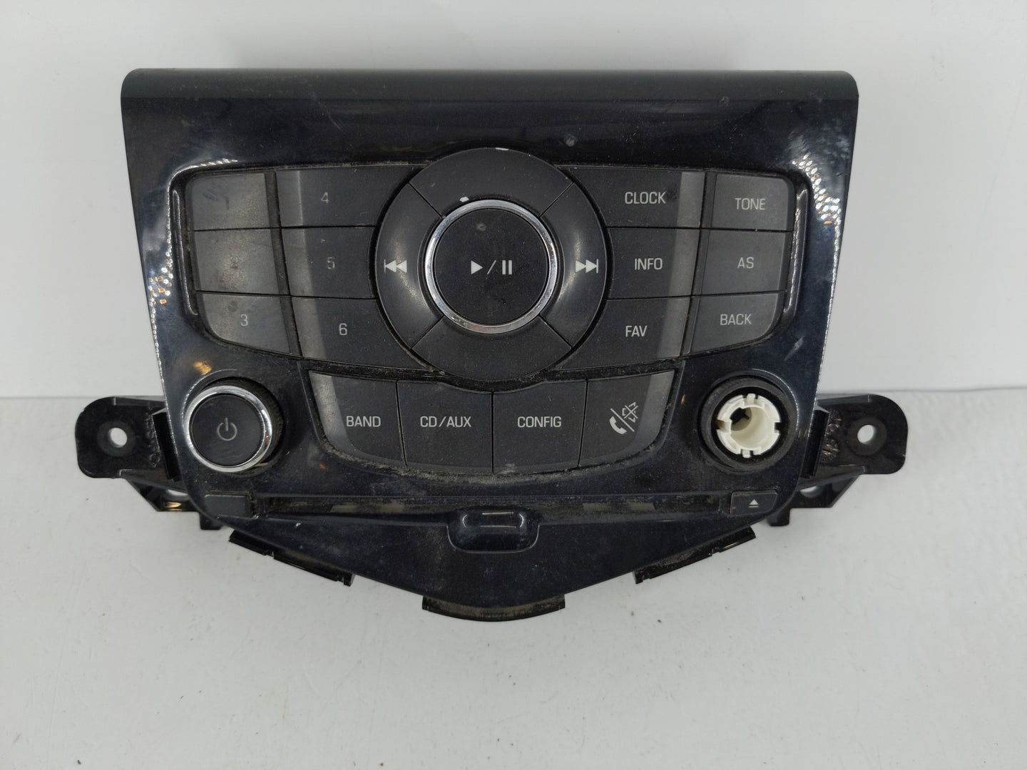 2011 Chevrolet Cruze Radio AM FM Cd Player Receiver Replacement P/N:94563269 Fits OEM Used Auto Parts - Oemusedautoparts1.co