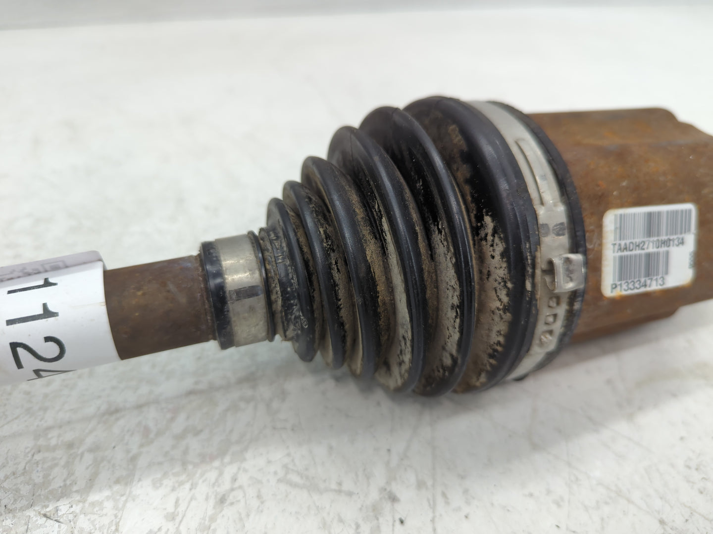 2011-2012 Chevrolet Cruze Axle Shaft Front Passenger Cv C/v - Oemusedautoparts1.com