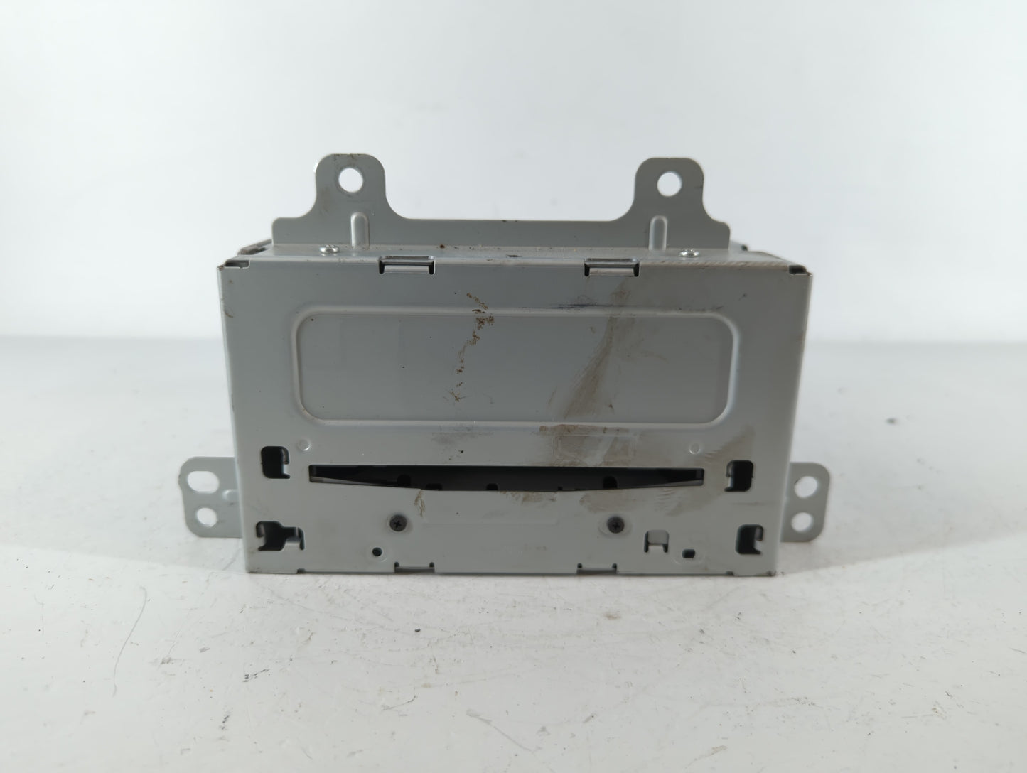 2011-2012 Chevrolet Cruze Radio AM FM Cd Player Receiver Replacement P/N:20983517 Fits Fits 2010 2011 2012 OEM Used Auto Par