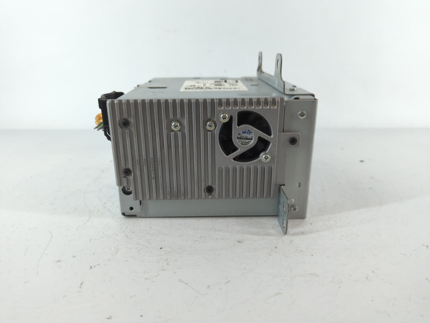 2011-2012 Chevrolet Cruze Radio AM FM Cd Player Receiver Replacement P/N:20983517 Fits Fits 2010 2011 2012 OEM Used Auto Par