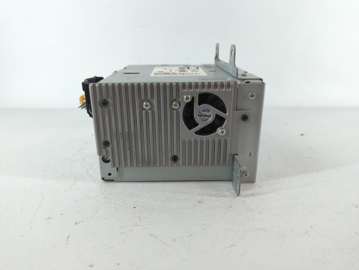 2011-2012 Chevrolet Cruze Radio AM FM Cd Player Receiver Replacement P/N:20983517 Fits Fits 2010 2011 2012 OEM Used Auto Par