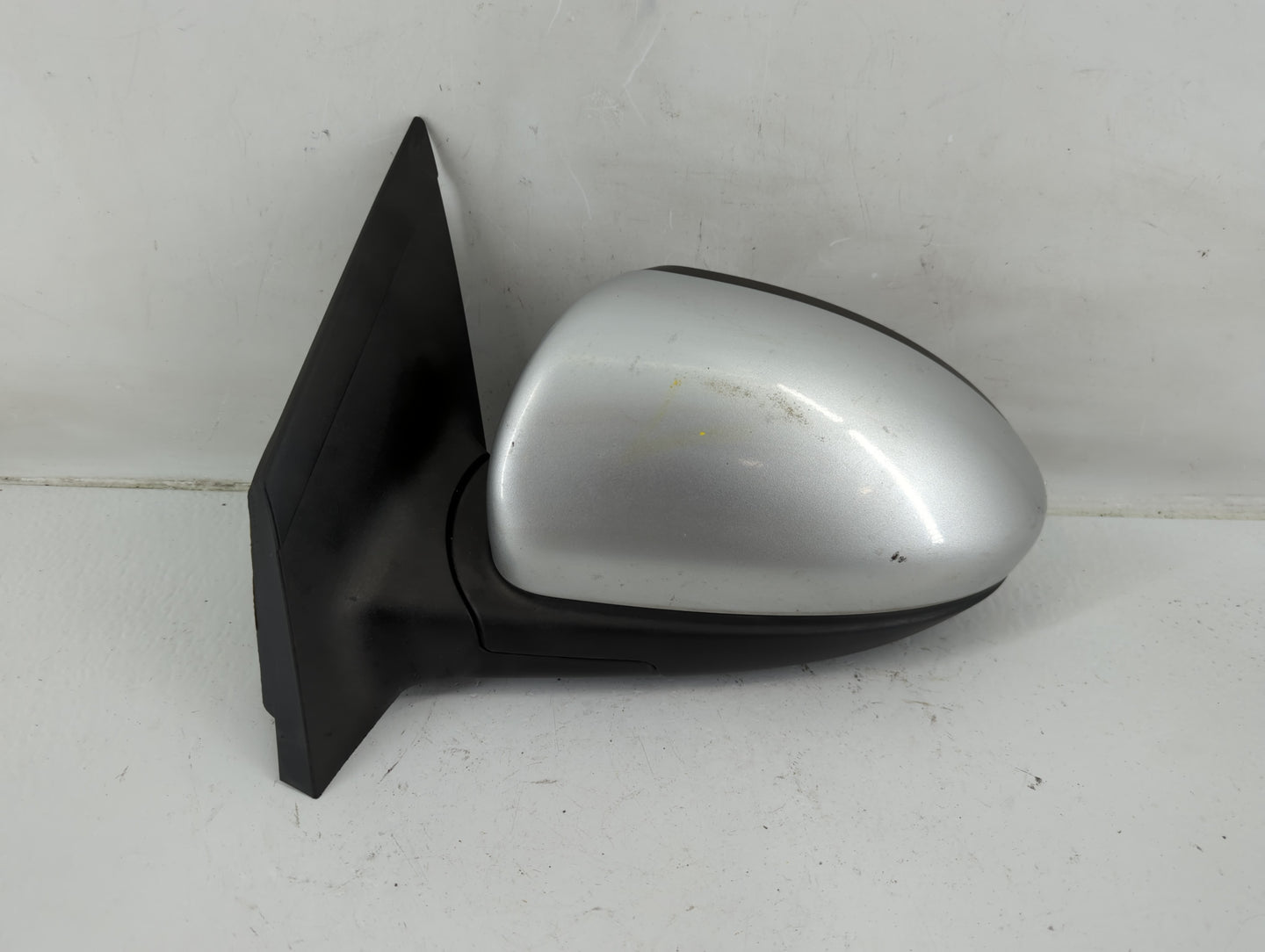 2011-2016 Chevrolet Cruze Driver Side View Mirror - Left Door Mirror OEM Used - Oemusedautoparts1.com