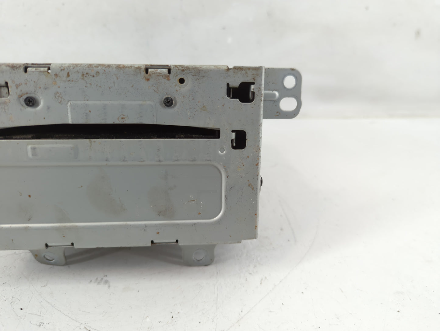 2011-2012 Chevrolet Cruze Radio AM FM Cd Player Receiver Replacement P/N:20983517 Fits Fits 2010 2011 2012 OEM Used Auto Par