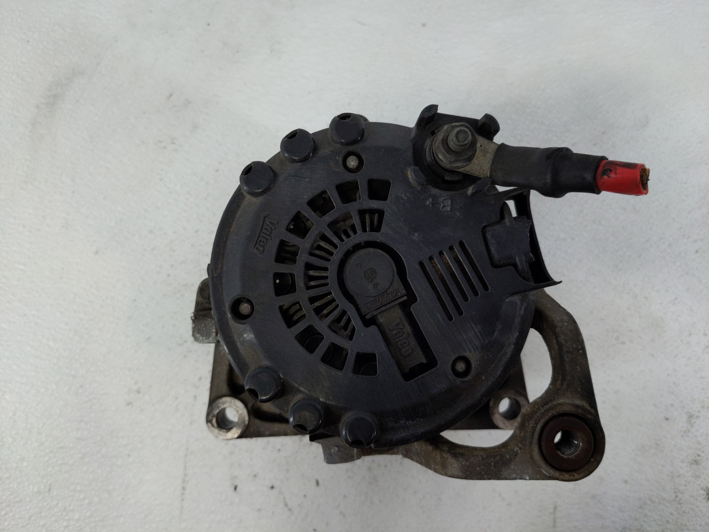 2011 Chevrolet Cruze Alternator Replacement Generator Charging Assembly Engine OEM P/N:95939943 Fits OEM Used Auto Parts - O