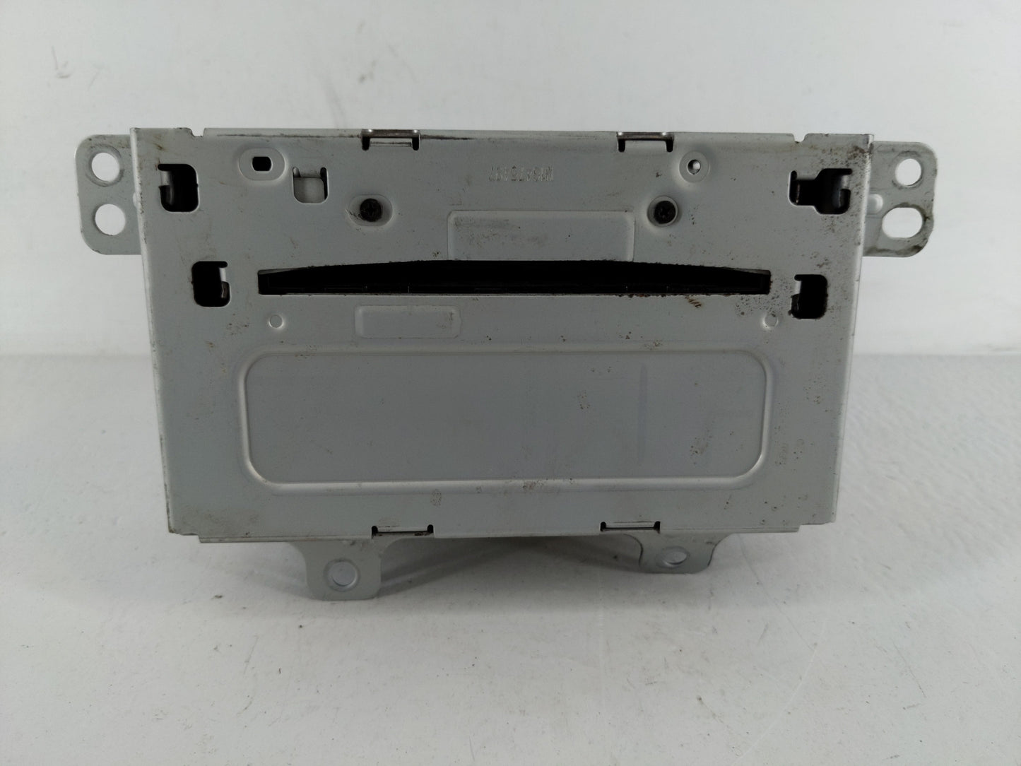 2011-2012 Chevrolet Cruze Radio AM FM Cd Player Receiver Replacement P/N:20983517 Fits Fits 2010 2011 2012 OEM Used Auto Par