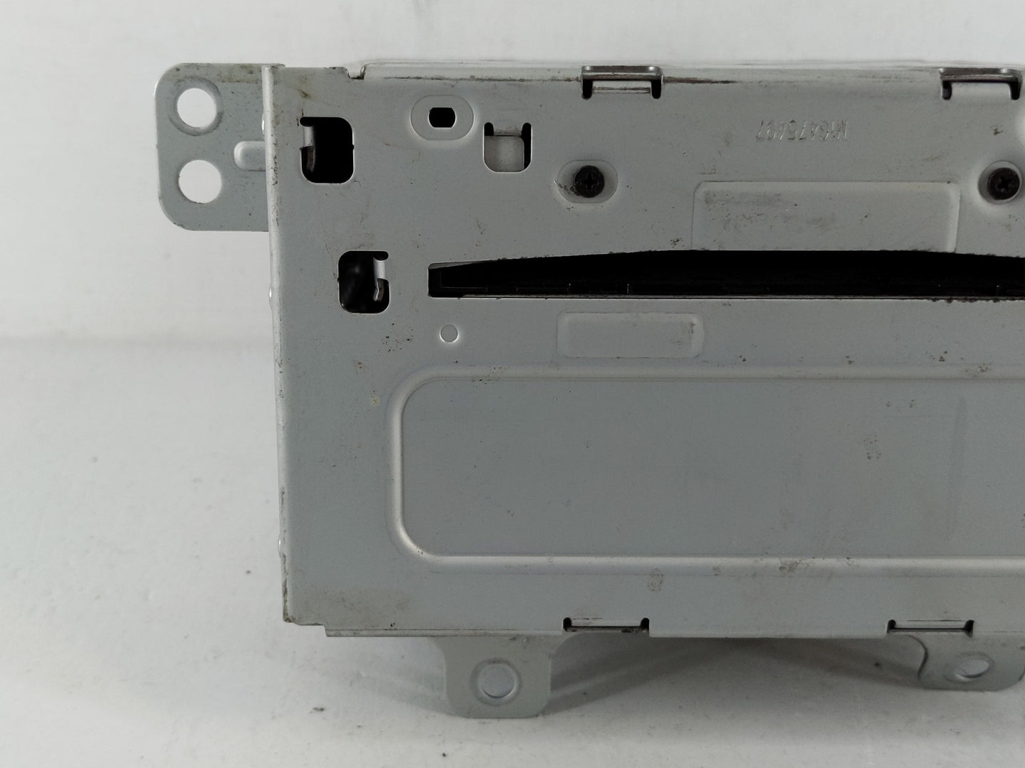 2011-2012 Chevrolet Cruze Radio AM FM Cd Player Receiver Replacement P/N:20983517 Fits Fits 2010 2011 2012 OEM Used Auto Par