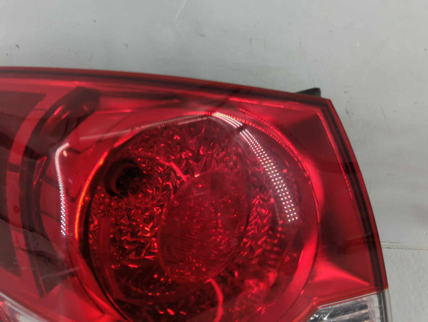 2011 Chevrolet Cruze Passenger Right Side Deck Lid Mounted Tail Light - Oemusedautoparts1.com
