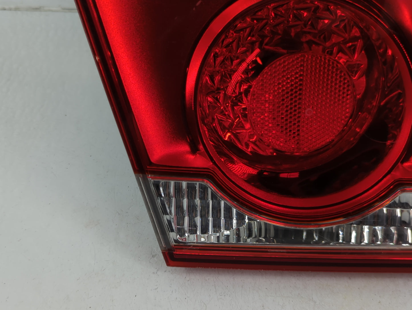2011-2016 Chevrolet Cruze Tail Light Assembly Driver Left OEM Fits Fits 2011 2012 2013 2014 2015 2016 OEM Used Auto Parts - 
