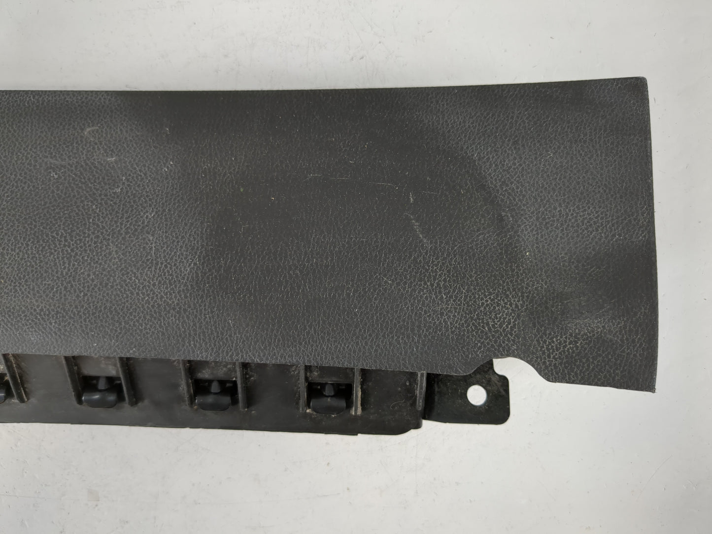 2011-2012 Chevrolet Cruze Air Bag Driver Left Knee OEM P/N:95218715 Fits Fits 2011 2012 OEM Used Auto Parts - Oemusedautopar