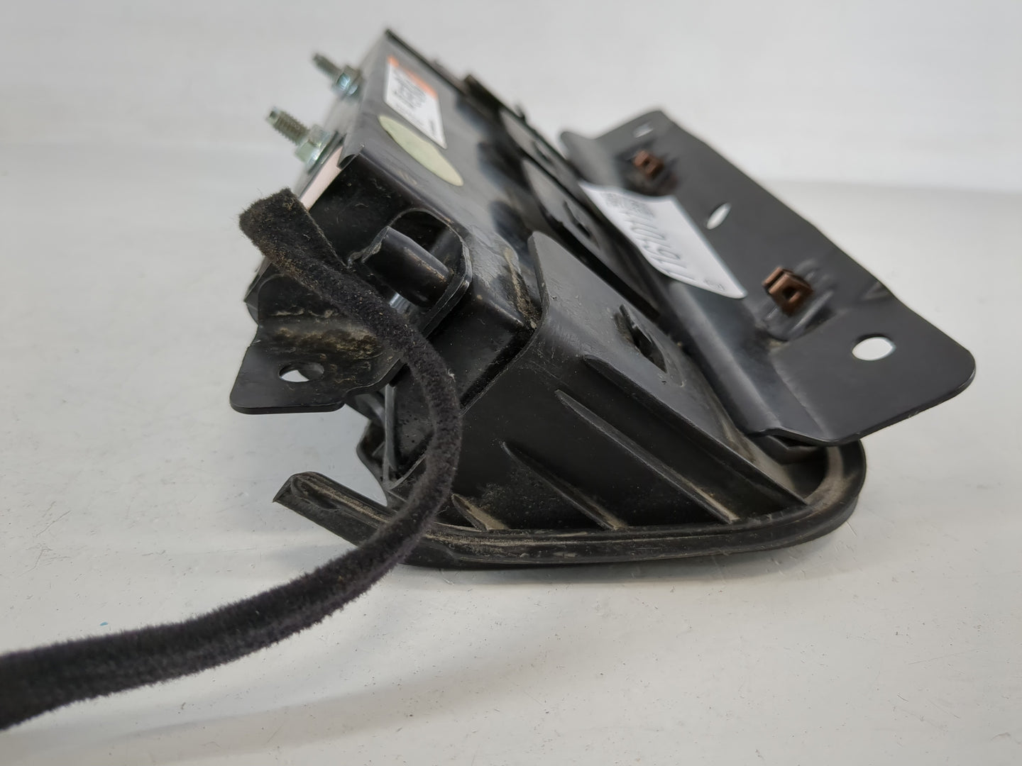 2011-2012 Chevrolet Cruze Air Bag Driver Left Knee OEM P/N:95218715 Fits Fits 2011 2012 OEM Used Auto Parts - Oemusedautopar