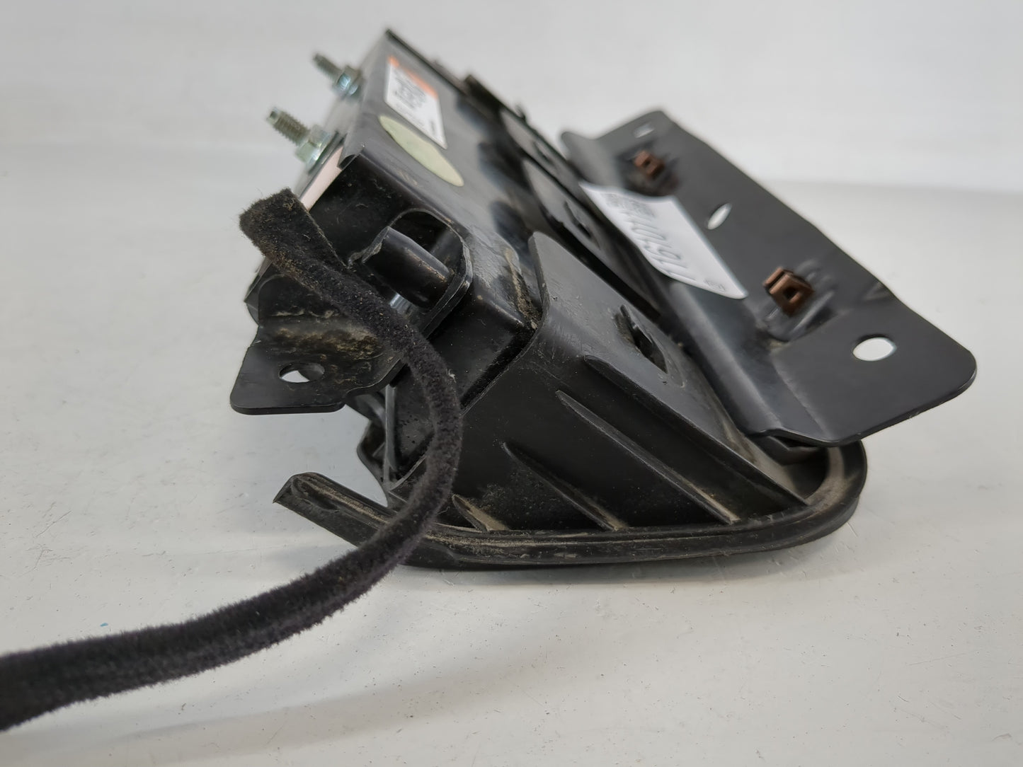 2011-2012 Chevrolet Cruze Air Bag Driver Left Knee OEM P/N:95218715 Fits Fits 2011 2012 OEM Used Auto Parts - Oemusedautopar