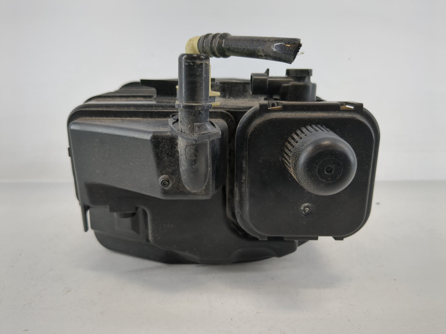 2011 Chevrolet Cruze Fuel Vapor Charcoal Canister - Oemusedautoparts1.com