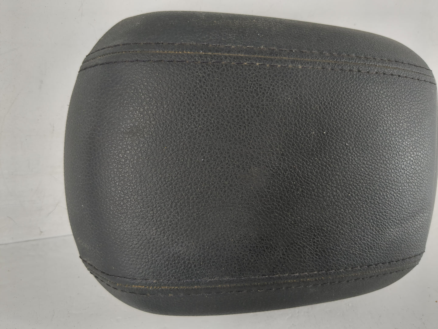 2011-2012 Chevrolet Cruze Center Console Armrest Cover Lid Fits Fits 2011 2012 OEM Used Auto Parts - Oemusedautoparts1.com