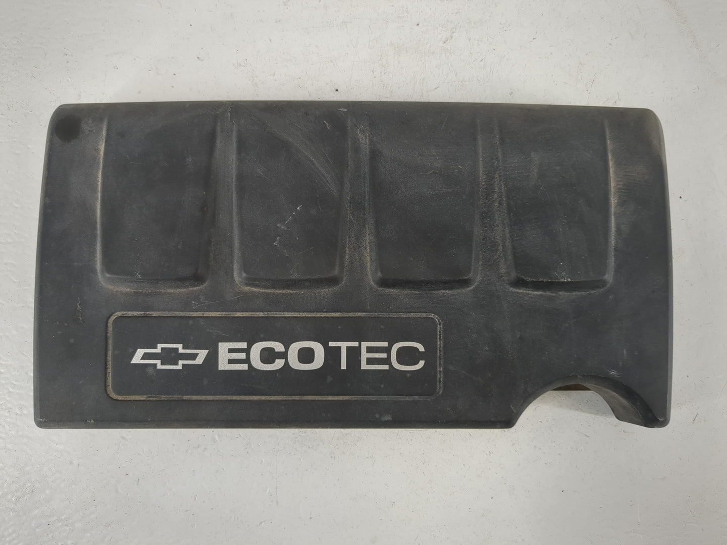 2011 Chevrolet Cruze Engine Cover - Oemusedautoparts1.com
