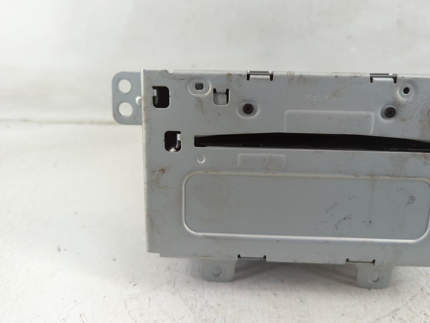 2011-2012 Chevrolet Cruze Radio AM FM Cd Player Receiver Replacement P/N:20983517 Fits Fits 2010 2011 2012 OEM Used Auto Par