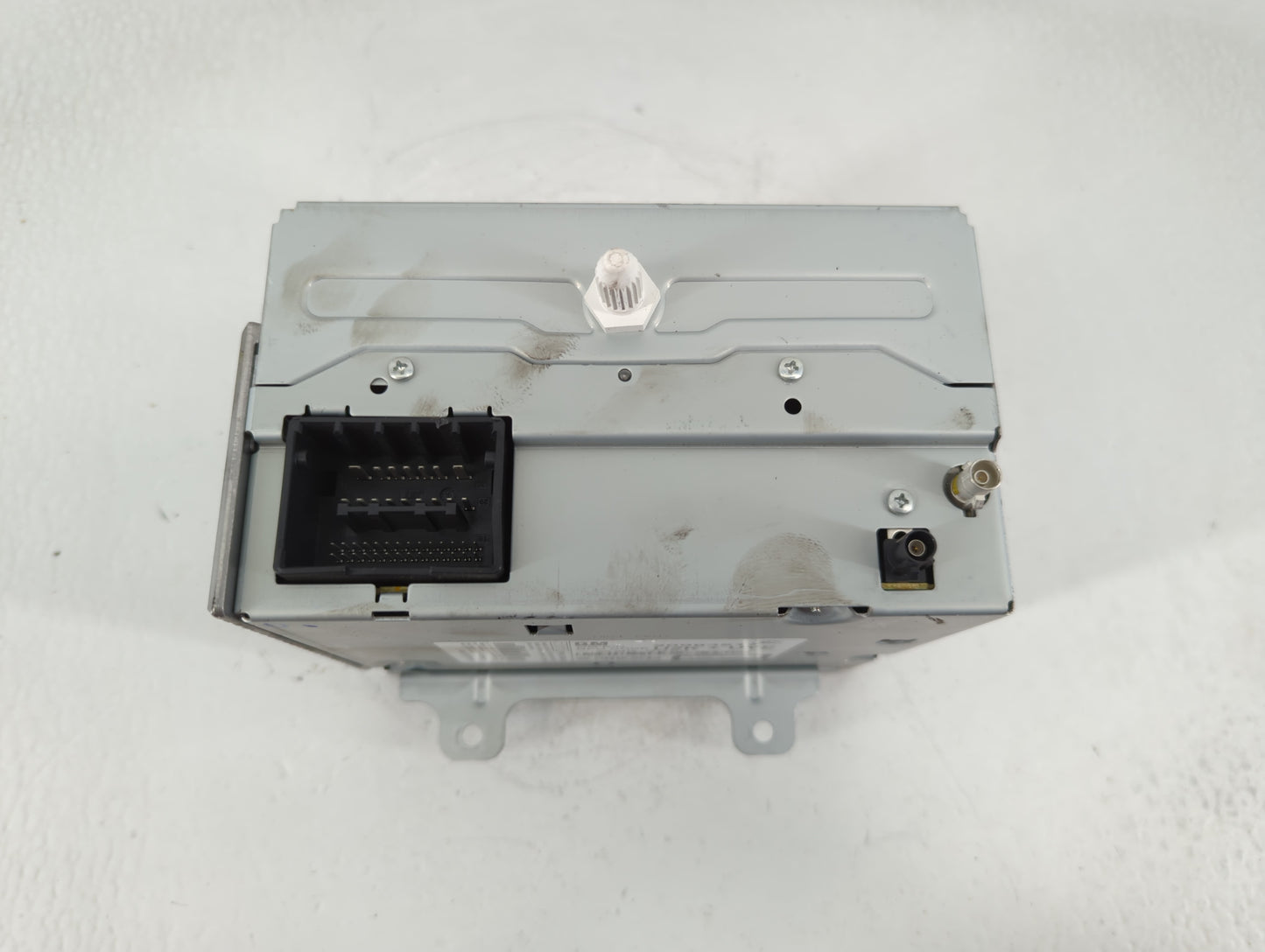 2011-2012 Chevrolet Cruze Radio AM FM Cd Player Receiver Replacement P/N:20983517 Fits Fits 2010 2011 2012 OEM Used Auto Par