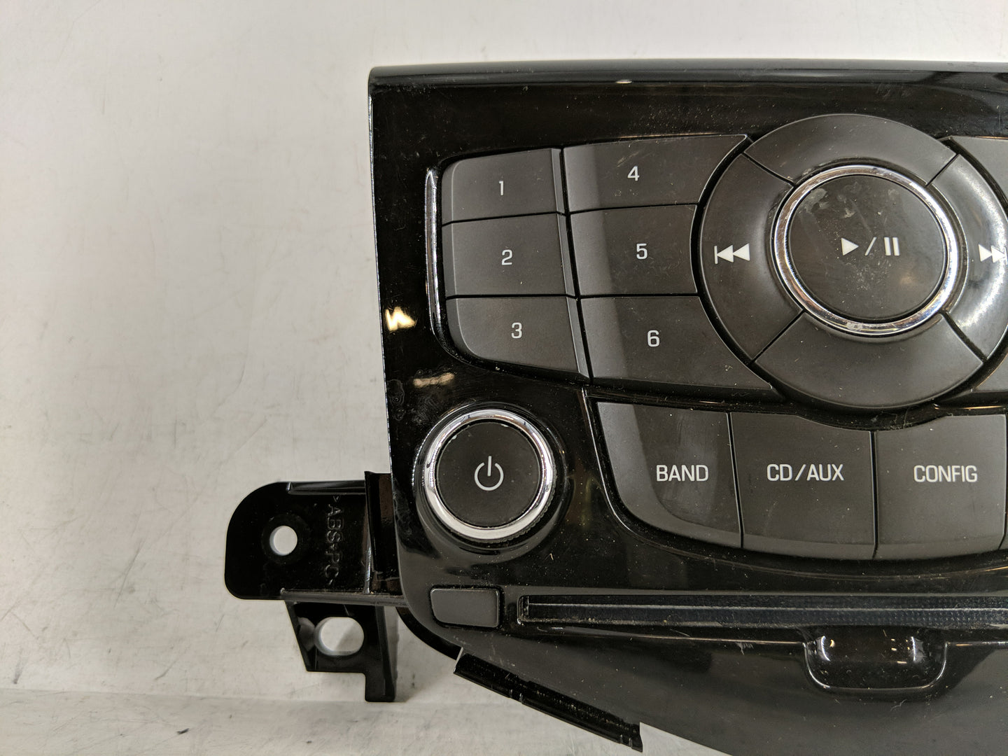 2011 Chevrolet Cruze Radio AM FM Cd Player Receiver Replacement P/N:94563269 20983517 Fits OEM Used Auto Parts - Oemusedauto