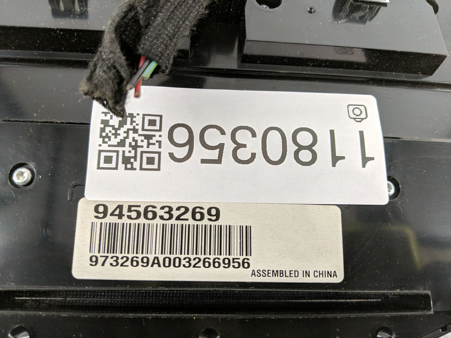2011 Chevrolet Cruze Radio AM FM Cd Player Receiver Replacement P/N:94563269 20983517 Fits OEM Used Auto Parts - Oemusedauto