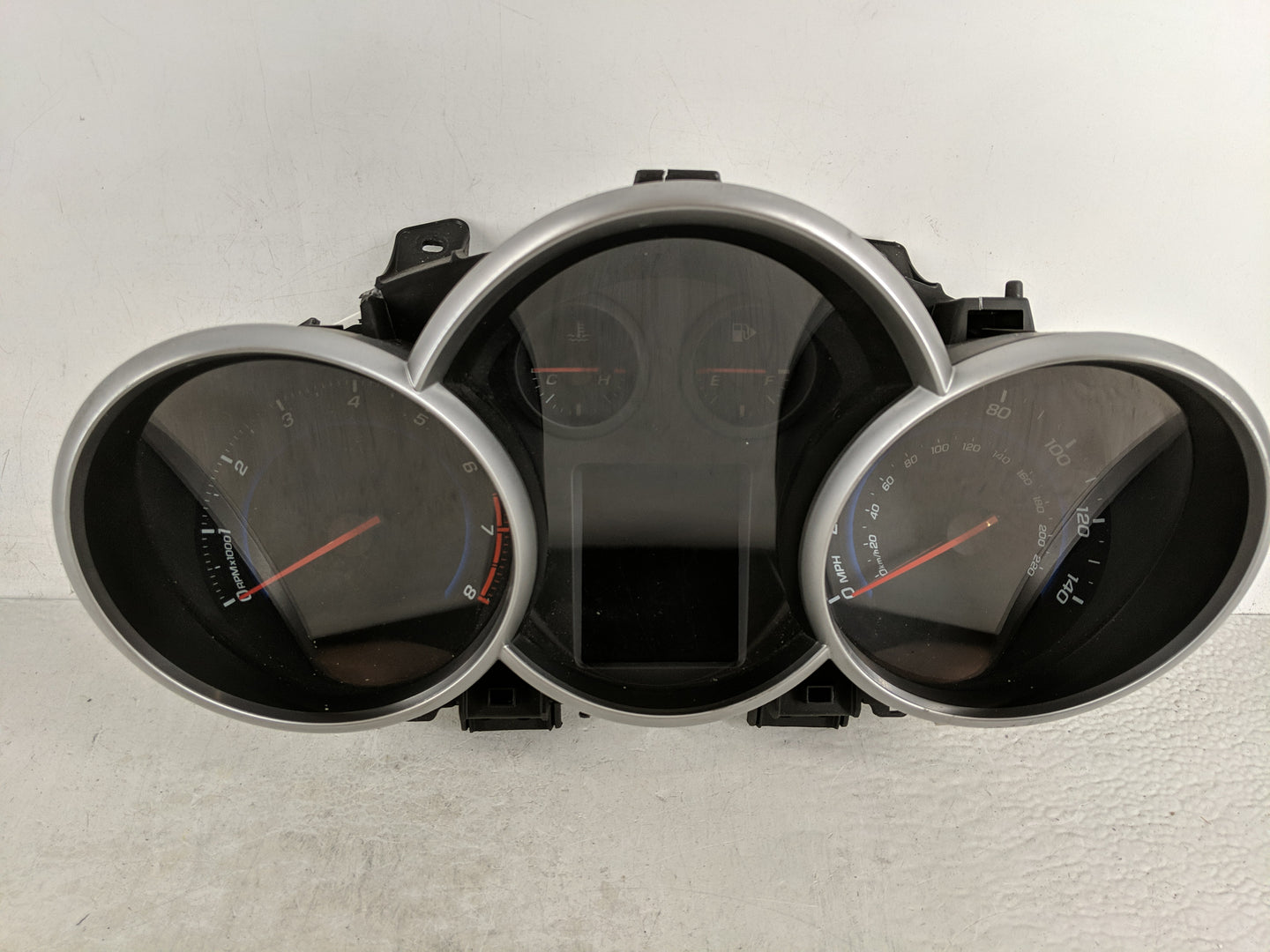 2011 Chevrolet Cruze Instrument Cluster Speedometer Gauges P/N:95216802 95018203 Fits OEM Used Auto Parts - Oemusedautoparts
